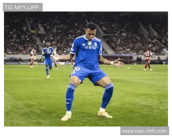 法媒：马赛仍未放弃引进帕瓦尔，但球员的高薪成最大障碍